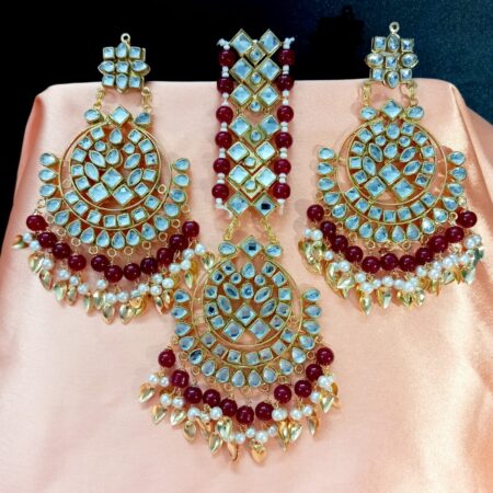 Maroon Copper Base Gold Plated Kundan Light Weight Earrings Maangtika Set Combo